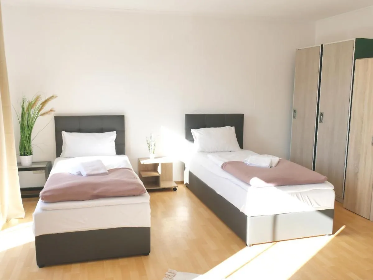 Sunnyhome Monteurwohnungen Und Apartments In Schwandorf 0*, Schwandorf in Bayern Germany